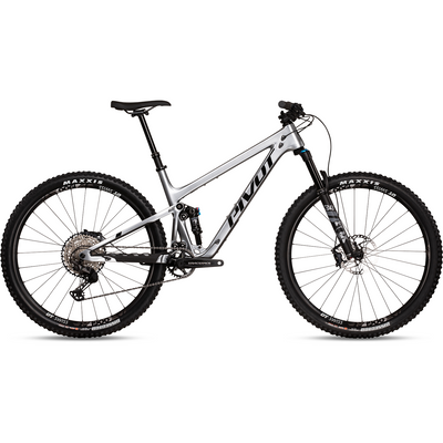 2023 PIVOT TRAIL 429 RIDE SLX/XT, metallic silver, full view.