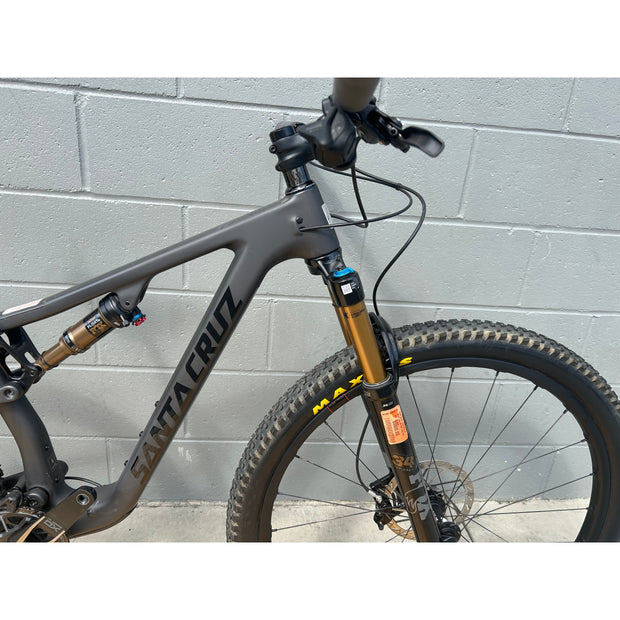 2025 Santa Cruz Blur CC X0 AXS TR RSV, Demo Bike, Drive Side Front View