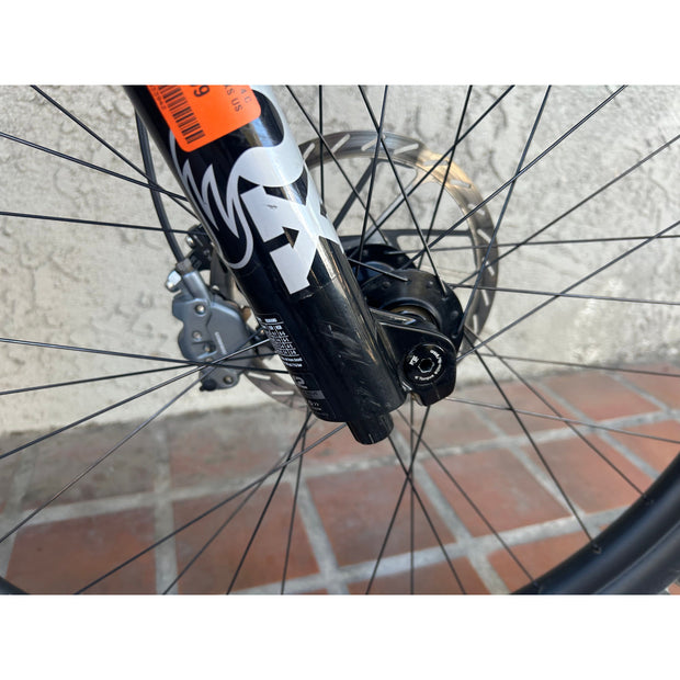 Santa Cruz Bullit 4 C MX 26 MD GX AXS, Medium Demo Bike, Drive Side Fork Blemish