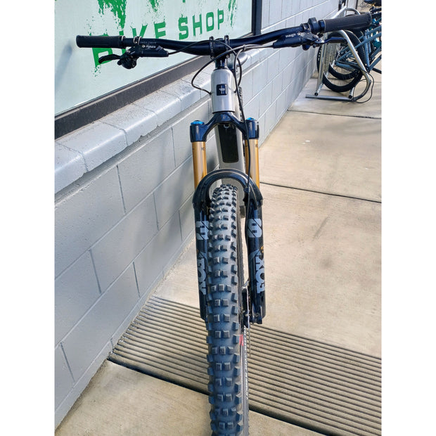 2025 Santa Cruz Vala 1 CC MX  X0 AXS RSV, Small DEMO BIKE