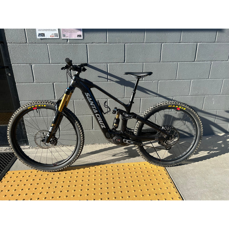 2026 Santa Cruz Bullit 4 CC MX X0 AXS RSV, Small Demo Bike, Non Drive Side Full View