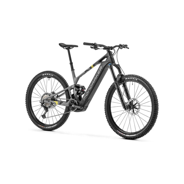 Mondraker Crafty Carbon R, Black / Nimbus Grey / Tonic Gold, angled view