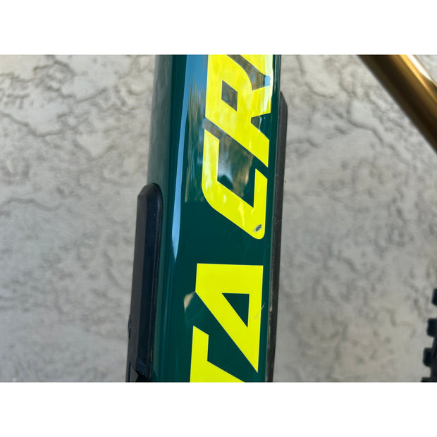 2025 Santa Cruz Hightower 4 CC 29 X0 AXS, Medium Demo Bike, Drive Side Downtube Blem