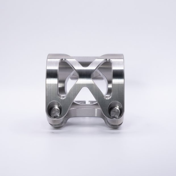 5DEV 2 Bolt Titatium Stem 35/32, raw ti, face plate view.