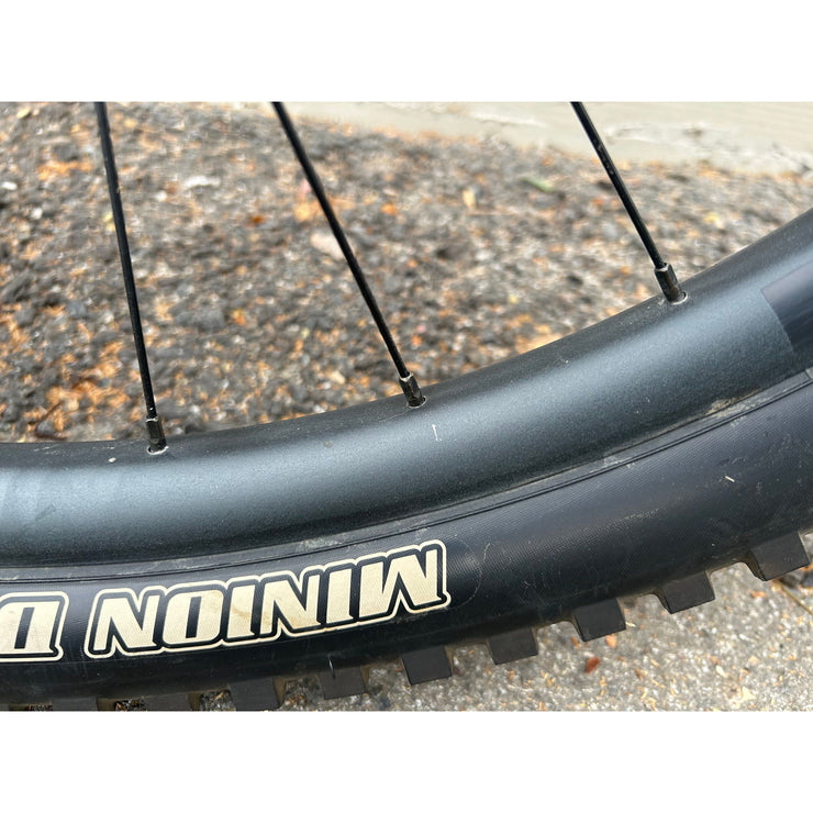 Giant Trance 29 2 Large - DEMO, Front Wheel Blemish Drive-Side