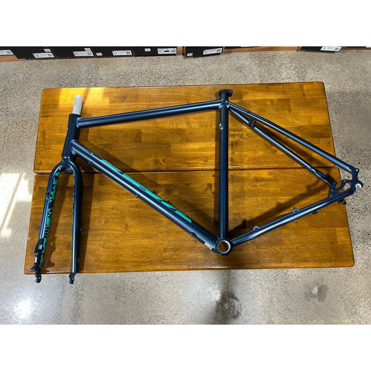 Kona Rove AL 650 Satin Gloss Blue + Fork 56cm, Full View Non Drive Side