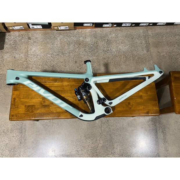 Pivot Trailcat LT Frame , Non Drive Side View