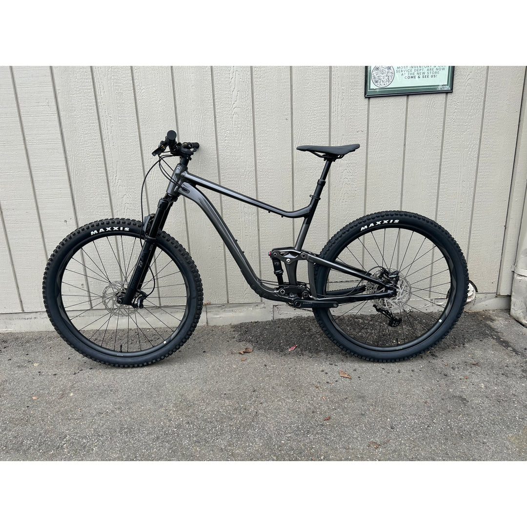 Full-Suspension MTBs Under $3,500 – Tagged 