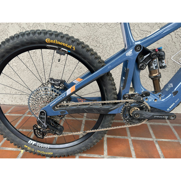 Pivot Shuttle LT Pro X0 Eagle w/ Mixed Alloy Wheels, Large Demo Bike, Drive Side Rear