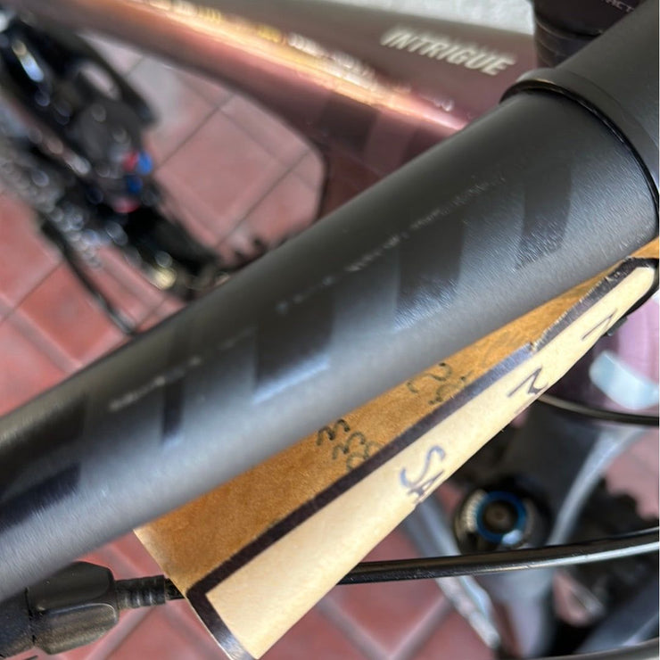 2021 Liv Intrigue Advanced Pro 29 2, Dark Iridescent, *BLEM*, Handlebar View.