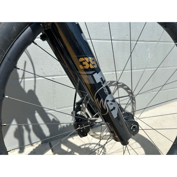 2026 Santa Cruz Bullit 4 CC MX X0 AXS RSV, XL Demo Bike, Drive Side Fork Scratches
