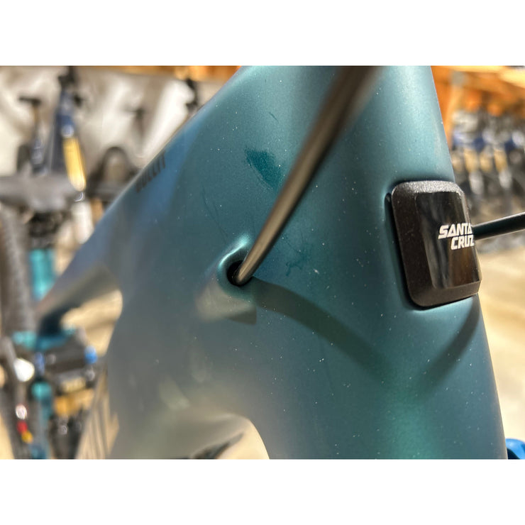 2026 Santa Cruz Bullit 4 CC MX X0 AXS RSV, Large Blem Bike - w/ Kiox 400C Display, Headtube Blems