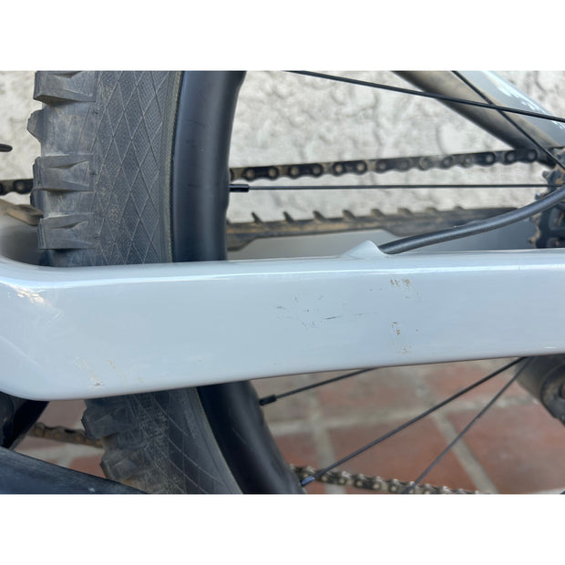 2025 Santa Cruz Vala 1 CC MX  X0 AXS RSV, Medium Demo Bike, Non Drive Side Chainstay Scratches