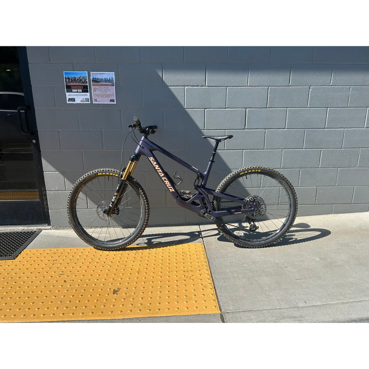 2025 Santa Cruz Hightower 4 CC 29 X0 AXS, Demo Bike, Non Drive Side Full View