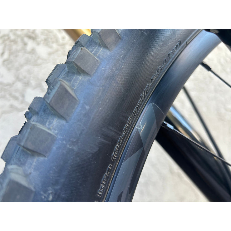 2025 Santa Cruz Bronson 5 CC MX X0 AXS, Large Demo Bike, Drive Side Front Wheel Blem