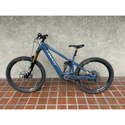 Pivot Shuttle LT Pro X0 Eagle w/ Mixed Alloy Wheels, Large Demo Bike, Non Drive Side Full View