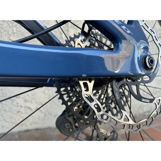 Pivot Shuttle LT Pro X0 Eagle w/ Mixed Alloy Wheels, Small Demo Bike, Non Drive Side Chainstay Paint Chip