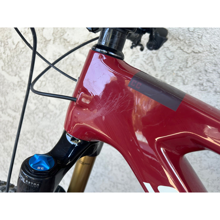 2025 Santa Cruz Megatower 2 CC 29 X0 AXS, Demo Bike, Non Drive Side Head Tube Blemishes