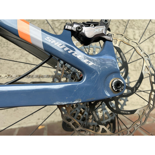 Pivot Shuttle LT Pro X0 Eagle w/ Mixed Alloy Wheels, Large Demo Bike, Non Drive Side Near-Axle Blem