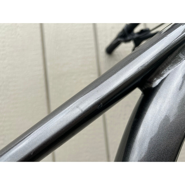 Giant Trance X 29 2 - DEMO, Side of Top Tube Paint Chip Drive Side