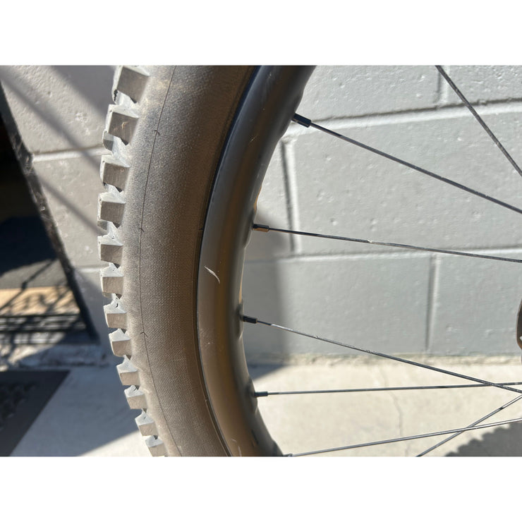 2025 Santa Cruz Heckler SL CC MX X0 AXS RSV Medium, Demo Bike, Drive Side Rear Wheel Scratch