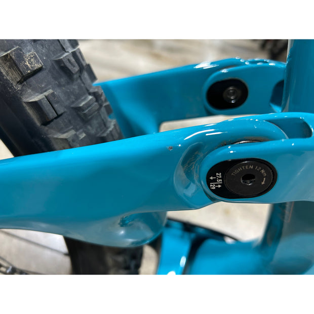 Kona Process 153 CR, XL Demo Bike, Drive Side Seatstay Blem