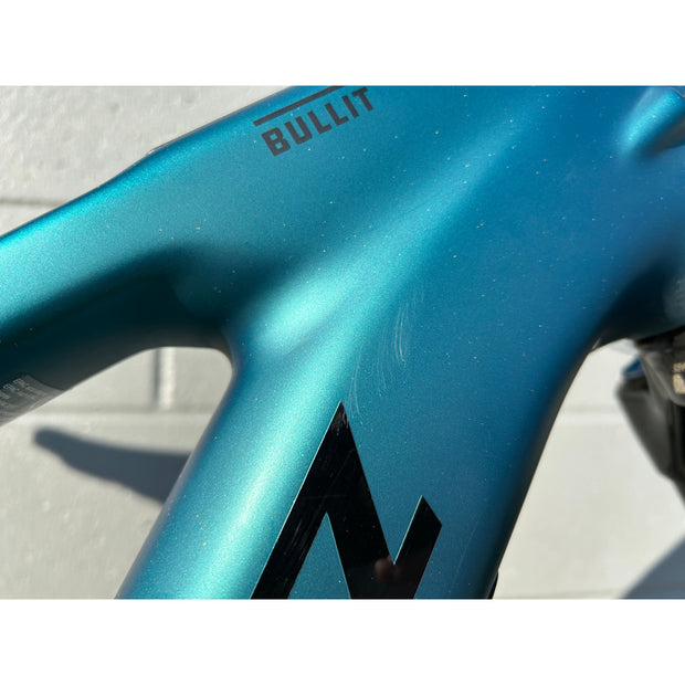 Santa Cruz Bullit 4 C MX GX AXS, Large Demo Bike, Drive Side Downtube Blems