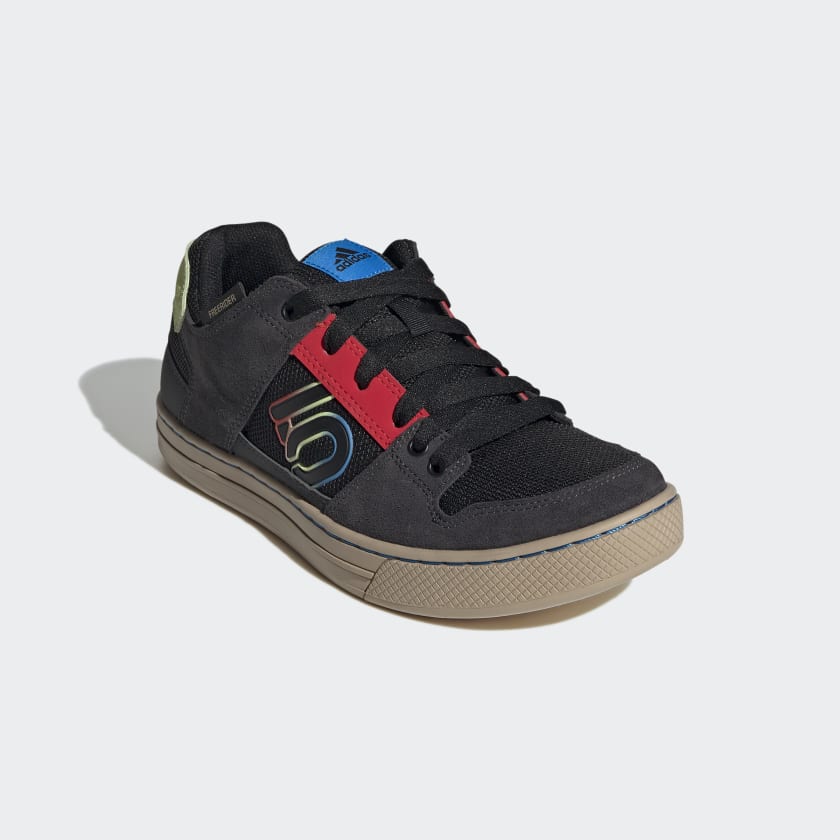 Five Ten Freerider Men s Flat Pedal Mountain Bike Shoe SALE The Path Bike Shop