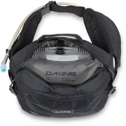 Dakine Hot Laps 5L Hip Pack, black, hydration bladder pocket view