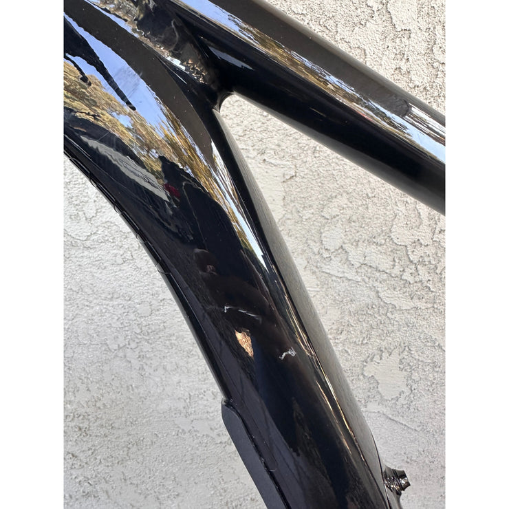 2023 Giant Reign 2, metal black, *BLEM*, front triangle view.