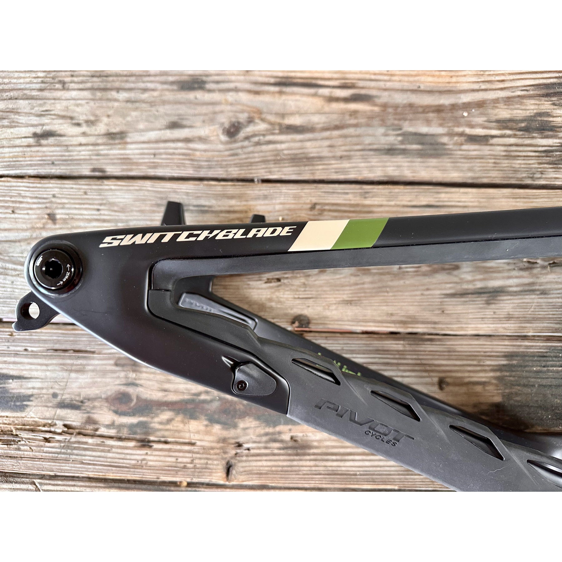 Pivot Switchblade 29 Frame – The Path Bike Shop