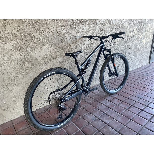 2022 Rocky Mountain Element A10, grey / black, Demo bee with BLEMS, drivetrain view.