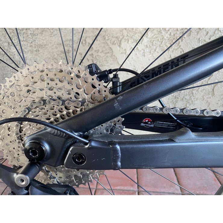 2022 Rocky Mountain Element A10, grey / black, Demo bee with BLEMS, cassette view.
