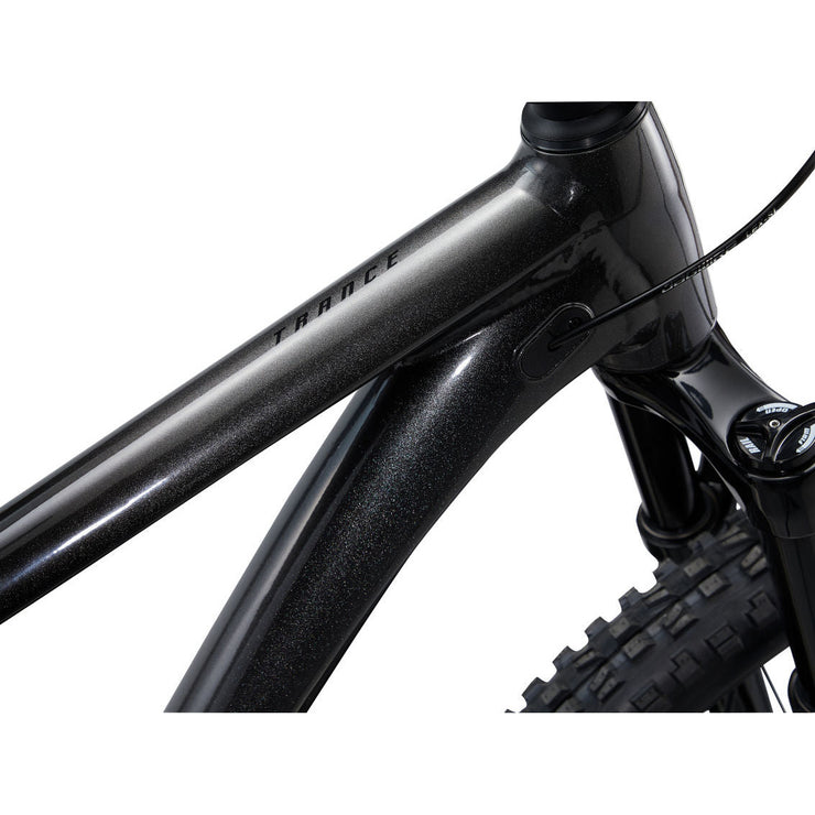 2022 Giant Trance 2 29, metallic black, logo view.