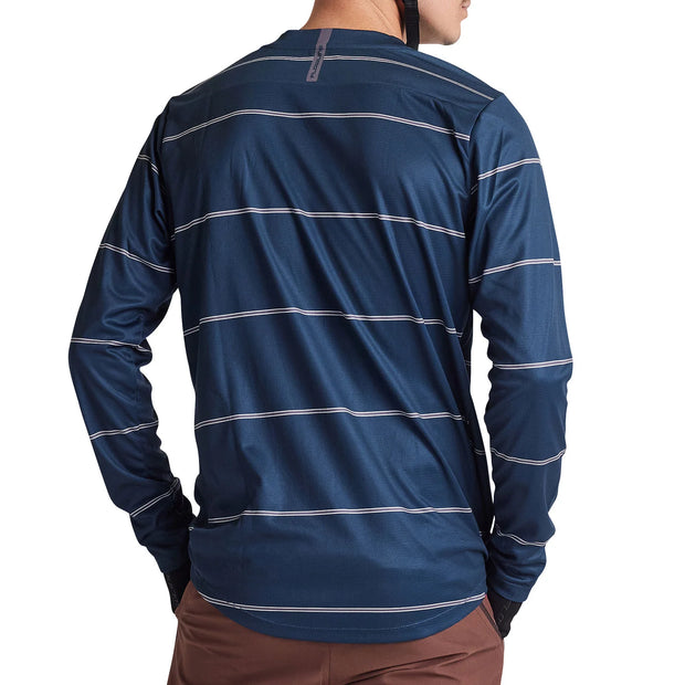 Troy Lee Designs Flowline Long Sleeved Jersey, revert midnight, back view on model.