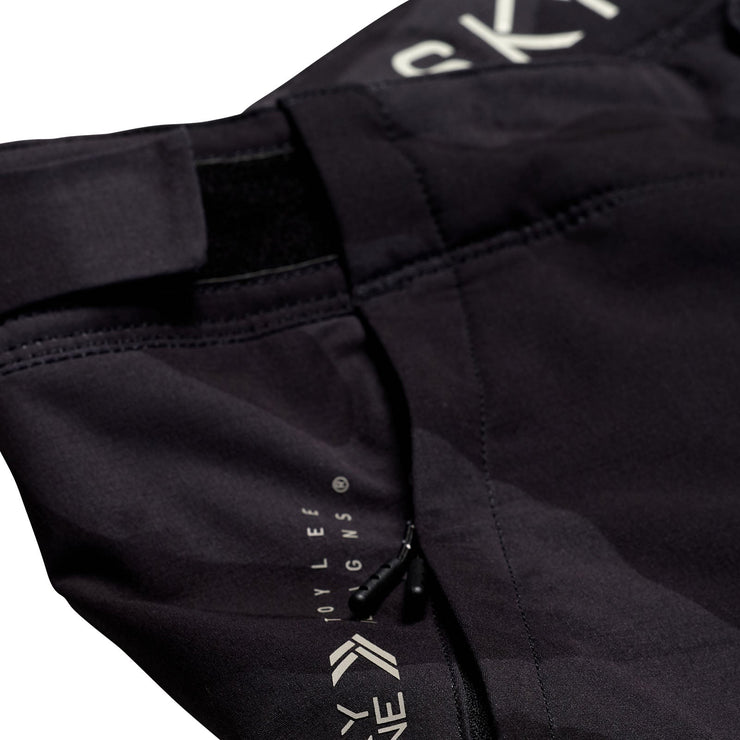 Troy Lee Designs Skyline Pant, scrubland carbon, waistband view.