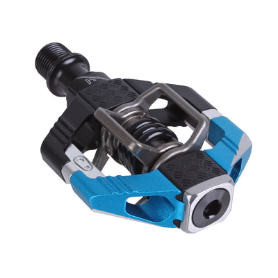 Crankbrothers Candy 7 Clipless Pedals - Electric Blue/ Black, full view.
