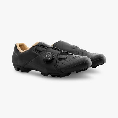 Shimano Women's XC3 Clipless Shoe, black, full view.