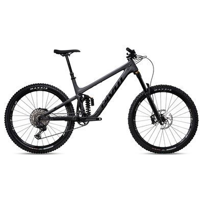 2024 Pivot Mach 6 Brunch Ride Alloy Wheels, Mixed Wheels, stealth, full view.