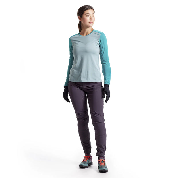 Pearl Izumi Women's Summit Pant, phantom, on model