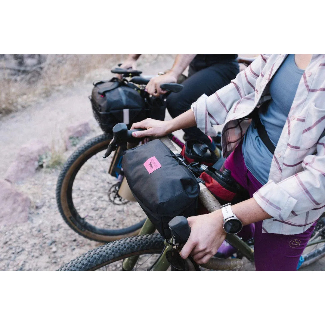 Swift Industries Capstone Handlebar Bag – The Path Bike Shop Swift Industries Capstone Handlebar Bag – The Path Bike Shop