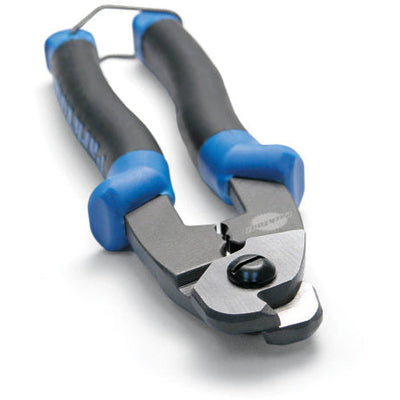 Park Tool CN-10C Professional Cable and Housing Cutter, nose view.