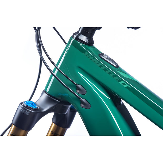 2023 Pivot Shuttle LT RIDE SLX/XT 29, Northern Lights Green, cable port system view.