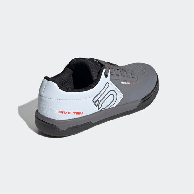 Five Ten Men's Freerider Pro Shoe, Gray Five / Cloud White / Halo Blue, Back View