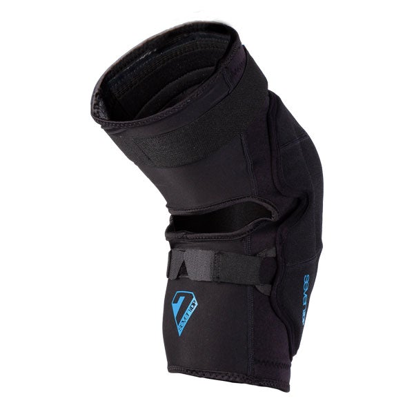 7IDP Flex Knee Guards in black/blue back view