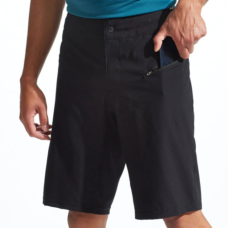 Pearl Izumi Men's Canyon Short w/ Liner, black, on-model pocket view.