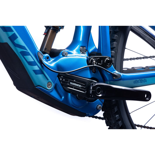 2023 Pivot Shuttle LT TEAM XTR 29, Bass Boat Blue Tritone, cable routing view.
