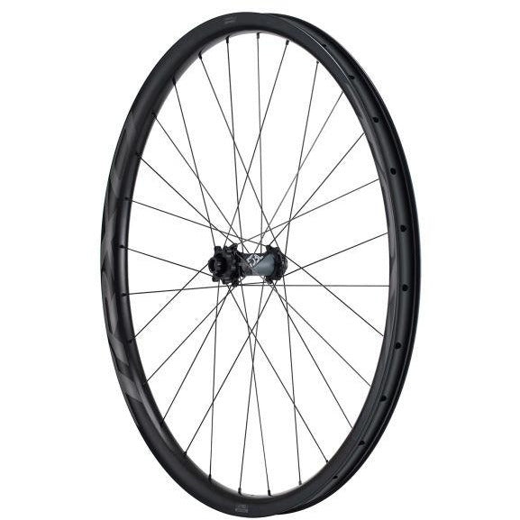 Giant TRX 0 29 Carbon Trail Front Wheel hub view