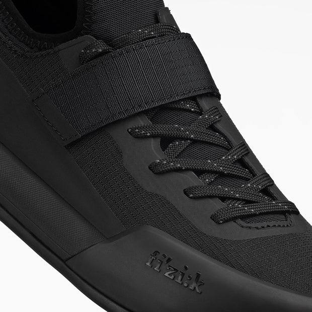 FIZIK Gravita Tensor, Black, Lace-up View