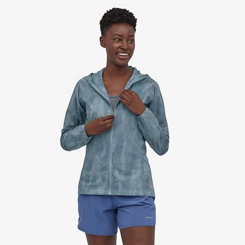 Patagonia Women's Houdini Jacket, Agave Big Tonal: Light Plume Grey, full view on model.